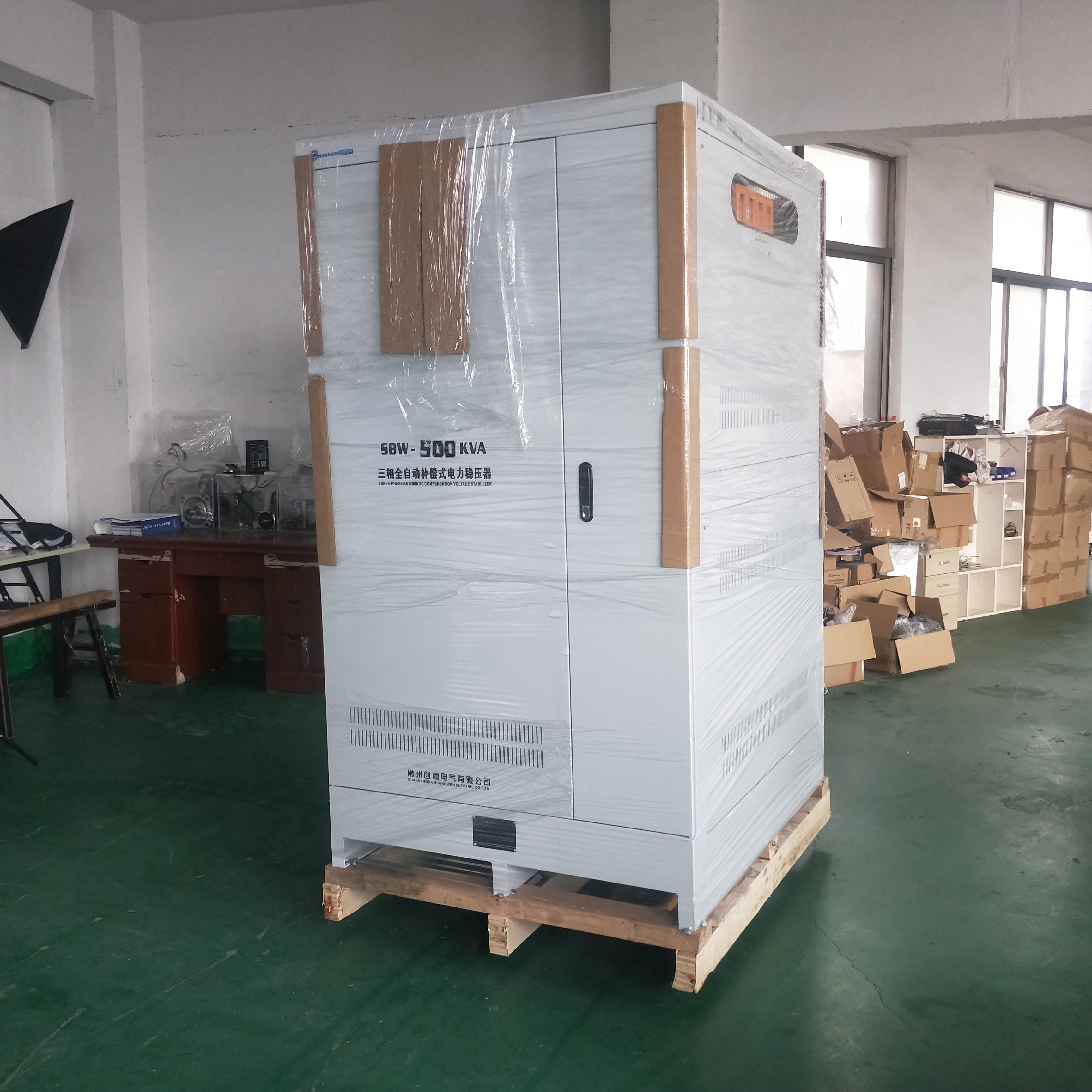 三相高精度全自動交流穩壓器